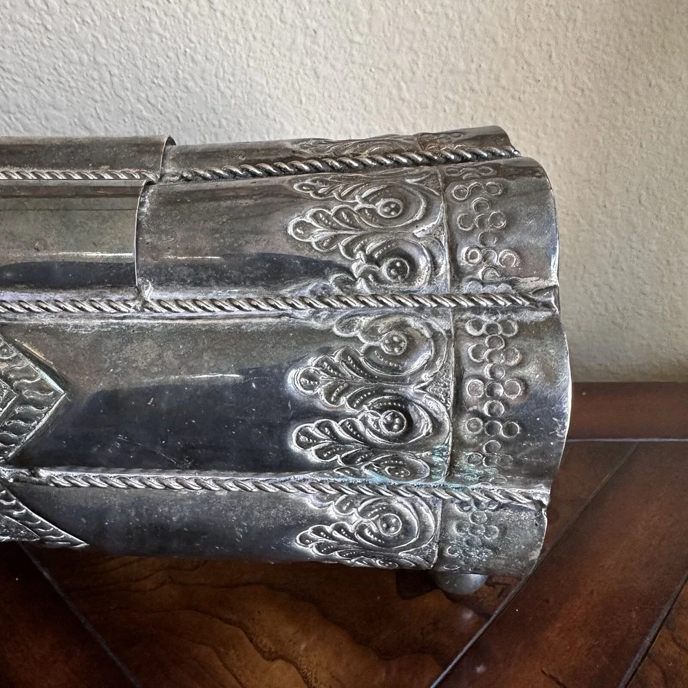 Antique VTG Barrel Shape Metal Box 16.5 Inch Footed Lidded Hammered‎ Ornate READ